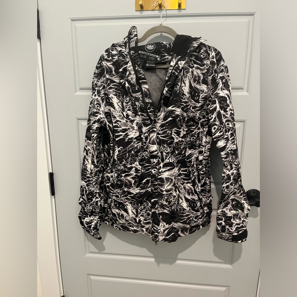 Six Eight Six Ski Jacket Men’s Size Small